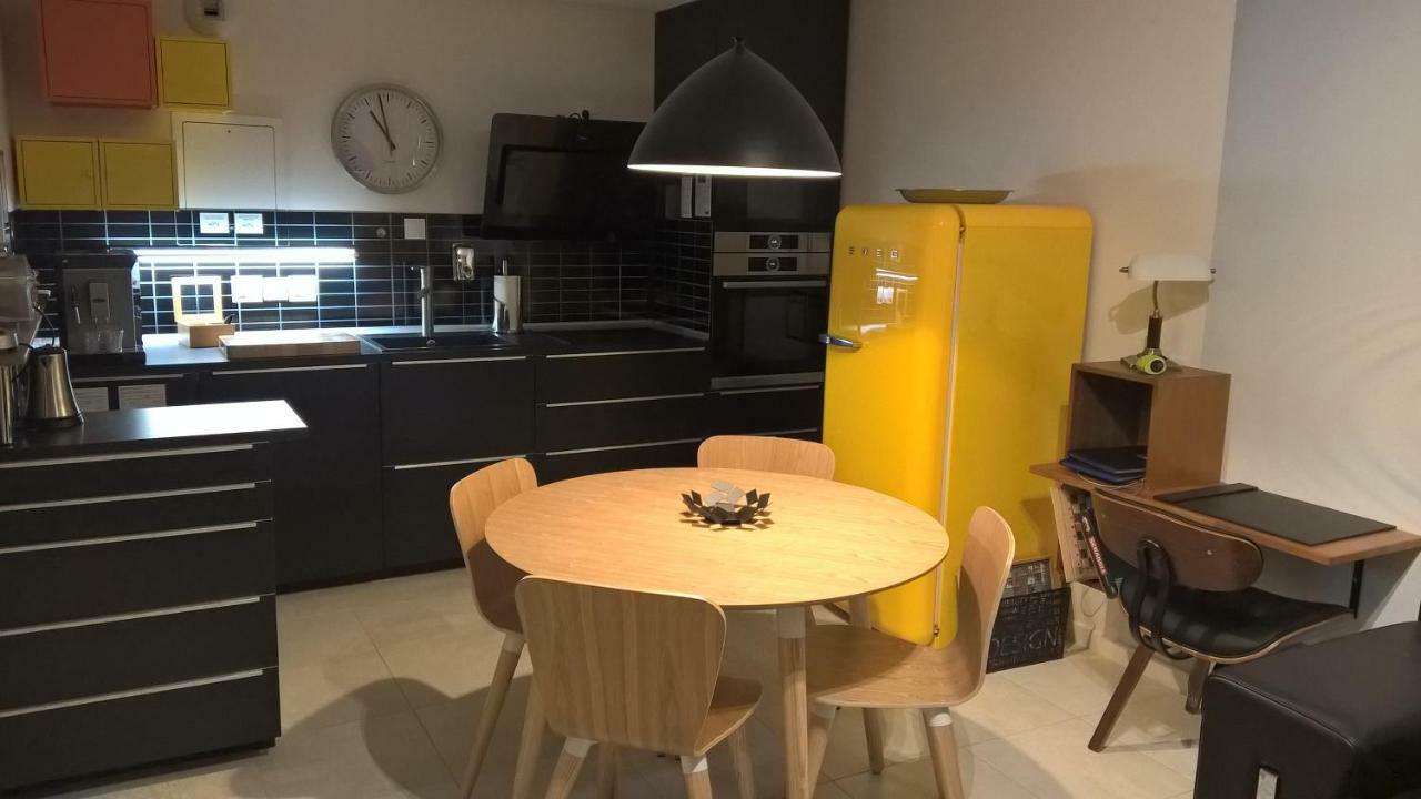 Le Carre Lägenhet La Rochelle  Exteriör bild